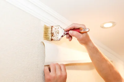 Pose de papier peint à Précy-le-Sec — revêtements muraux et toiles de verre